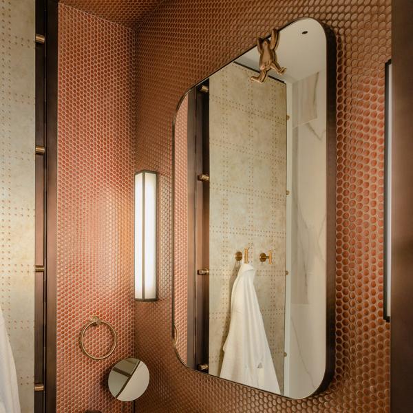 DIVINE Mirror with brass golem