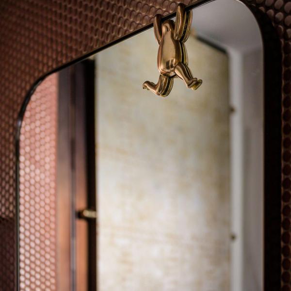 DIVINE Mirror with brass golem
